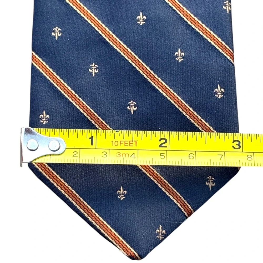 Hecht's Mens Store Vintage Navy Blue‎ Fleur-de-lis Striped Polyester Necktie 55